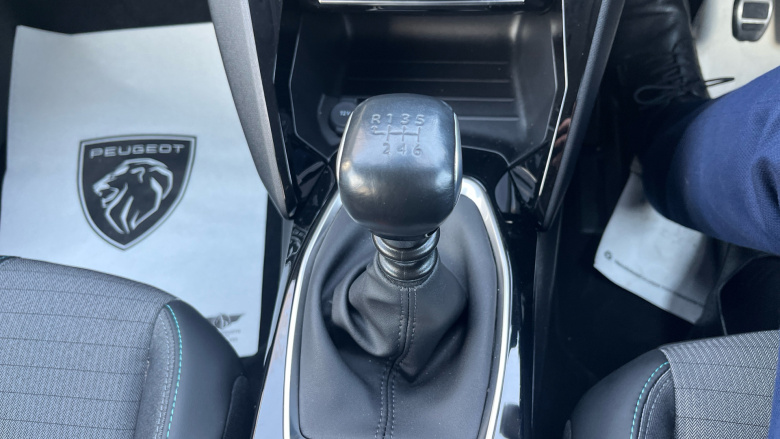 Peugeot 2008 1.2 PureTech Allure Premium+ 5dr Petrol Estate